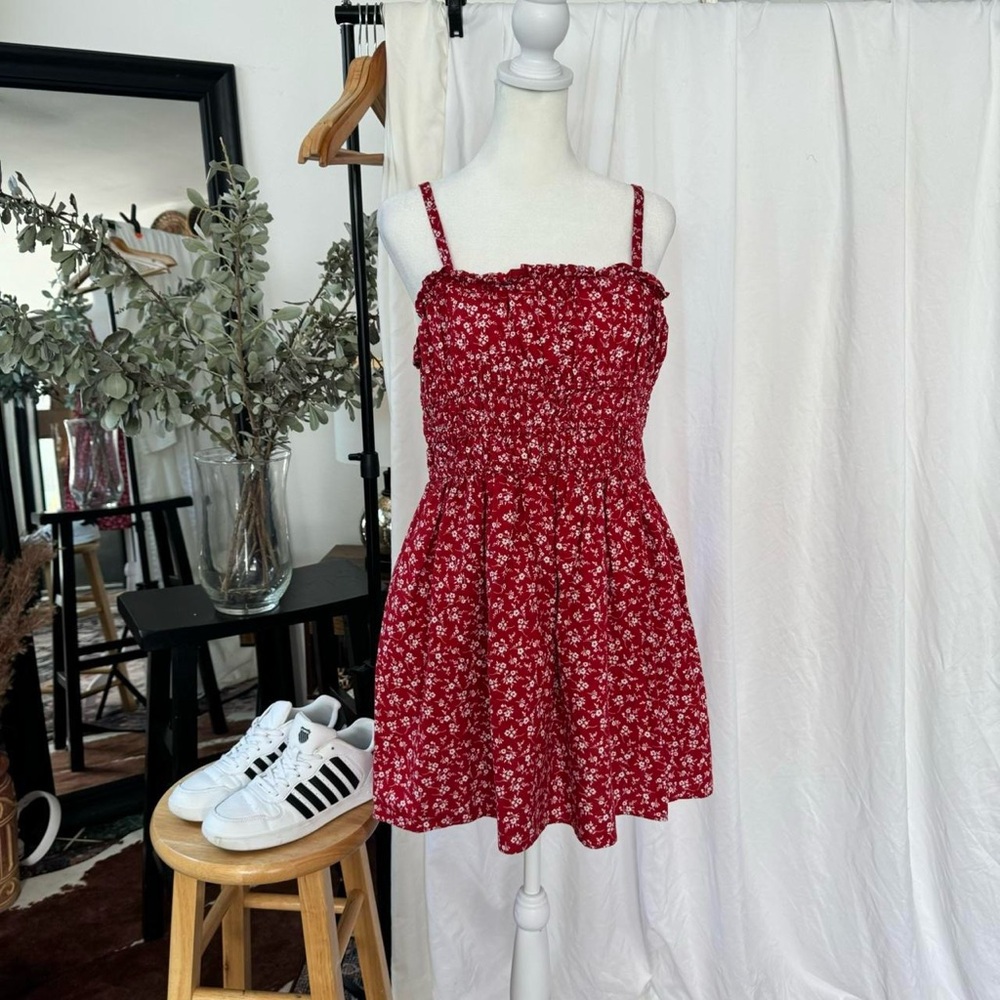 Wild Fable 🌹🌷💋 womens red floral mini sundress - size medium - Picture 1 of 8